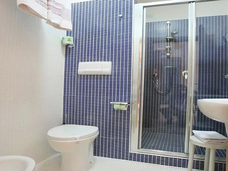 Room, La Costiera, Naples