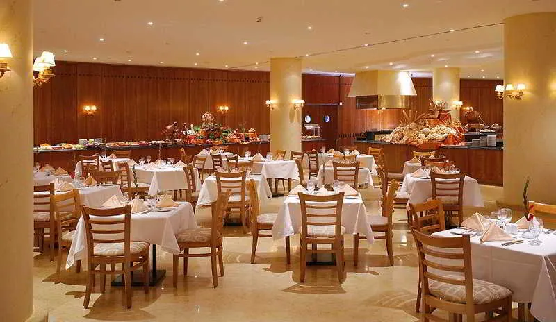 Restaurant, Amwaj Oyoun Resort & Casino, Red Sea Riviera