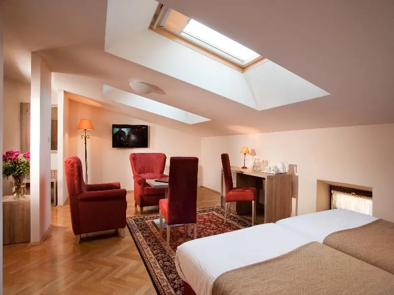 Double or Twin STANDARD Room, Hotel Santi, Krakow