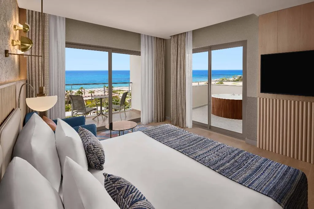DOUBLE DELUXE WITH JACUZZI Room, Akra Sorgun Tui Blue Sensatori, Antalya