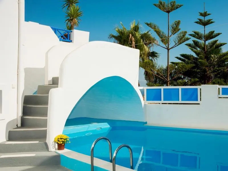 Pool, Georgis Apartments, Santorini