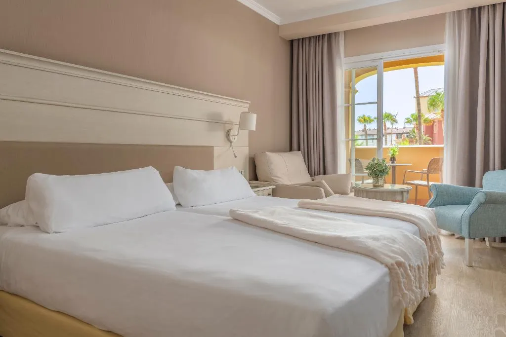 Double or Twin GARDEN VIEW Room, Iberostar Waves Málaga Playa, Costa Del Sol