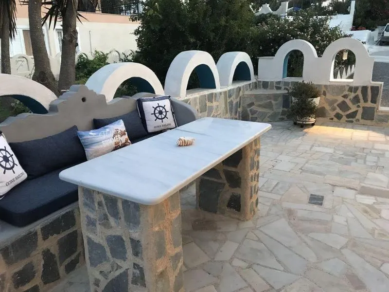 General view, Lodos, Santorini