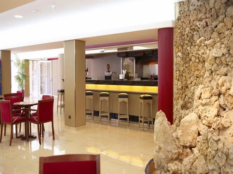 Bar, O7 Alea, Majorca