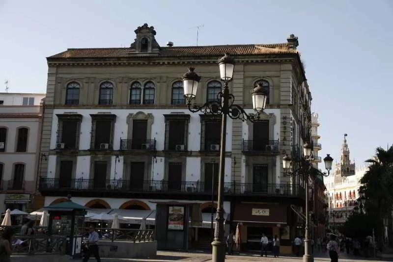 General view, Dalis, Seville