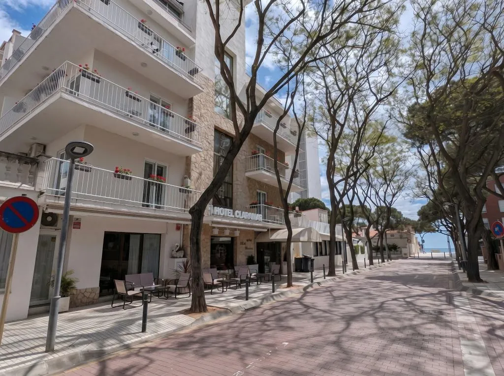 General view, Hotel Medium Claramar, Costa Brava
