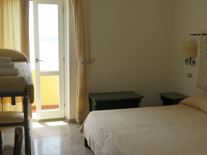 QUADRUPLE STANDARD Room, Castello, Olbia