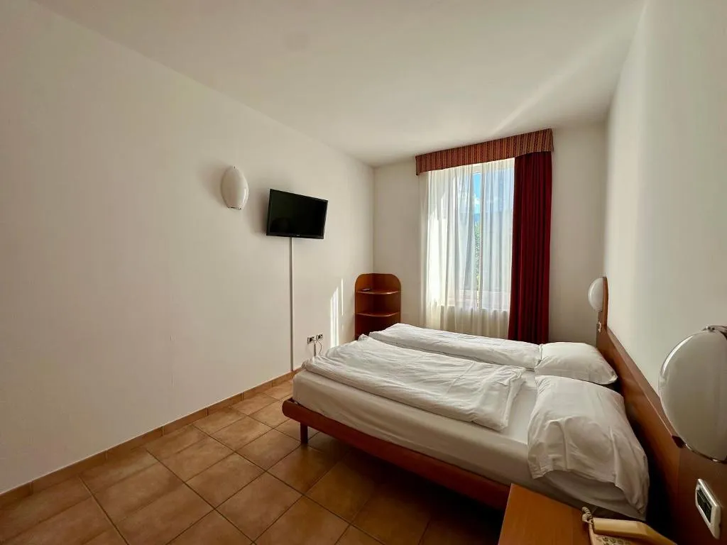 General view, Englo Vacanze, Milan