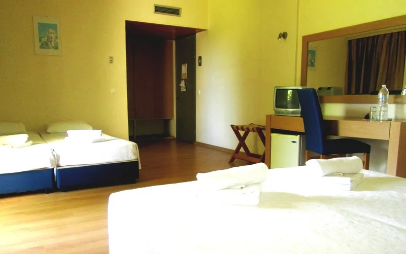 FAMILY ROOM GARDEN VIEW Room, Kallithea Sun & Sky, Rhodes