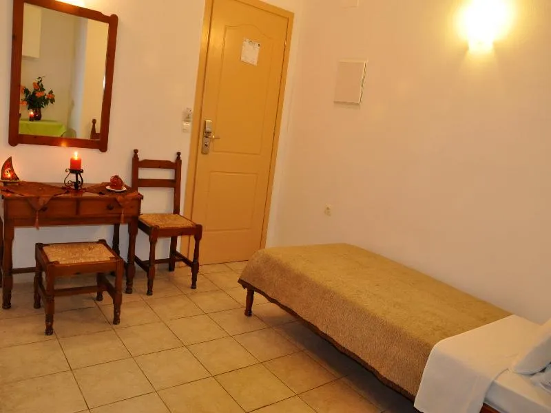 APARTMENT CAPACITY 4 Room, Haris Apartments, Crete