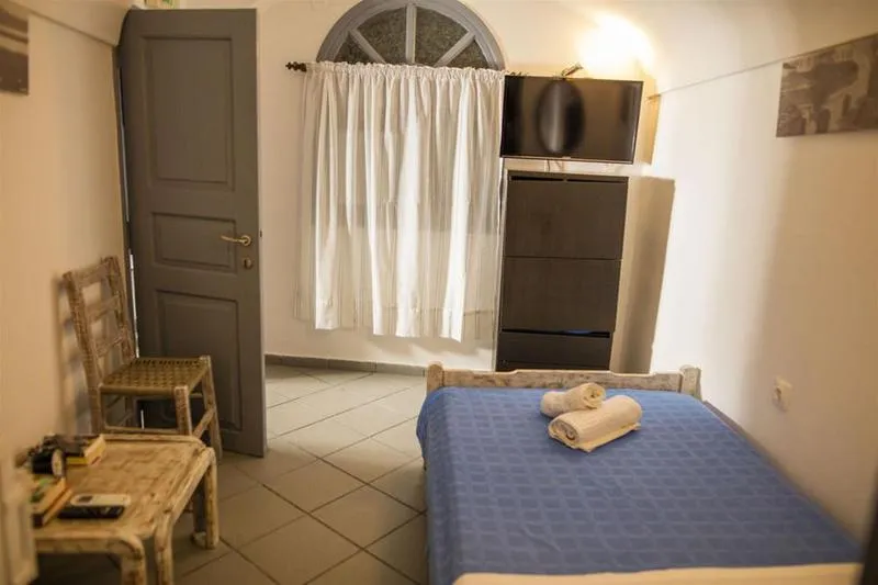 General view, Maryloujohn Villas, Santorini