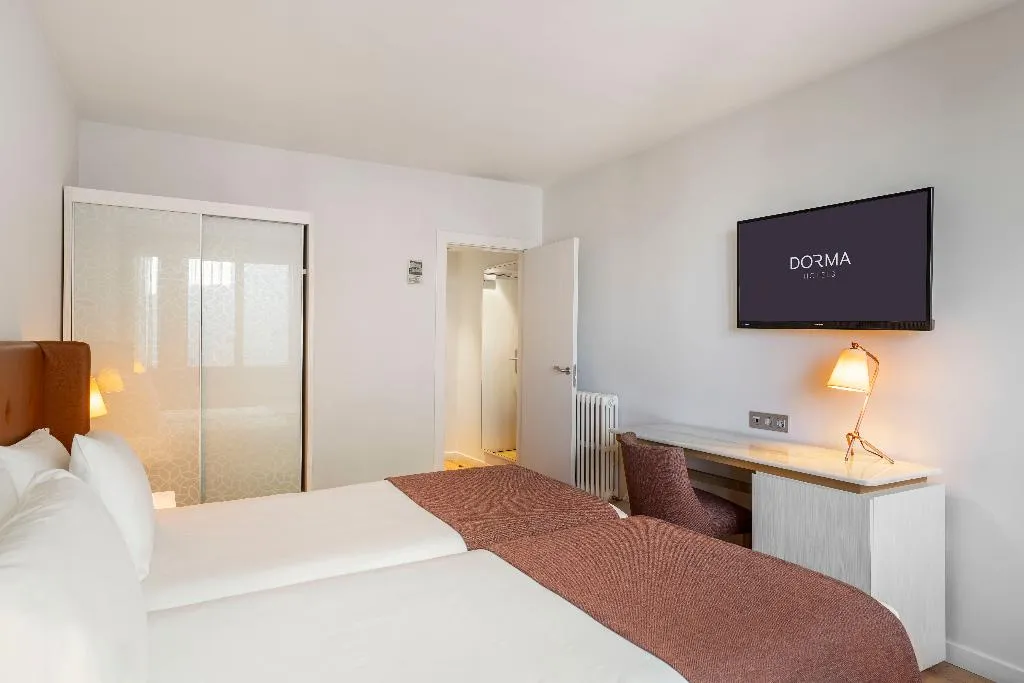 Room, Dorma Casa de los Linajes, Madrid