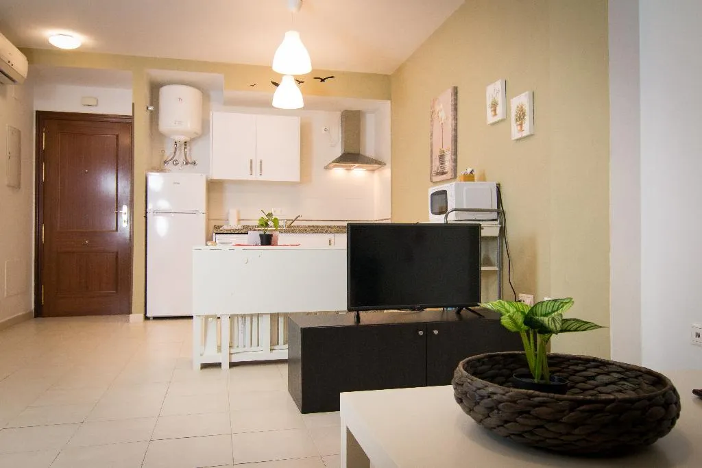 STUDIO BASIC Room, Holidays2Malaga Studios Mena, Costa Del Sol