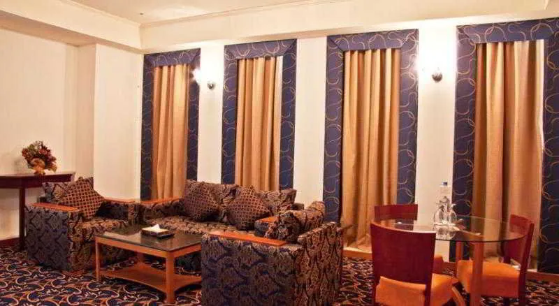 Room, Ramee Rose, Dubai