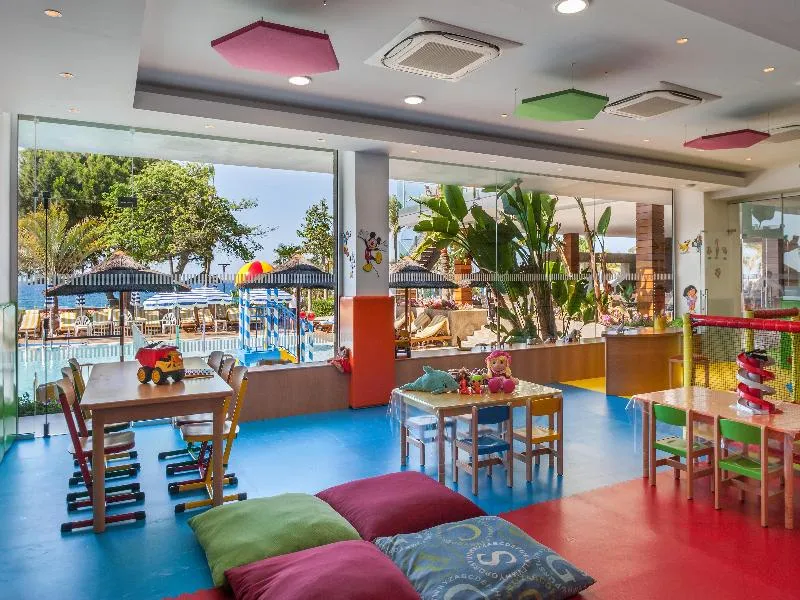 Sports and Entertainment, Amathus Beach Hotel Limassol, Cyprus