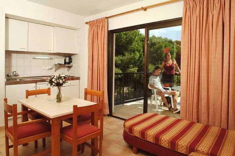 Room, Intertur Apartamentos Waikiki, Majorca