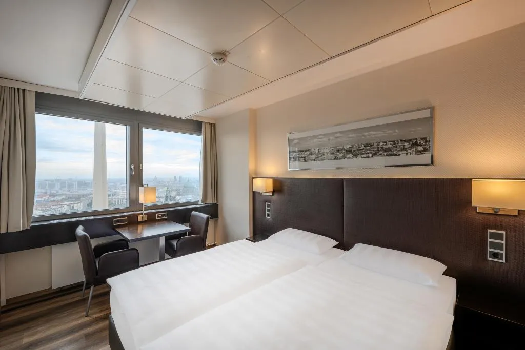 DOUBLE CITY VIEW Room, Park Inn by Radisson Berlin Alexanderplatz, Berlin