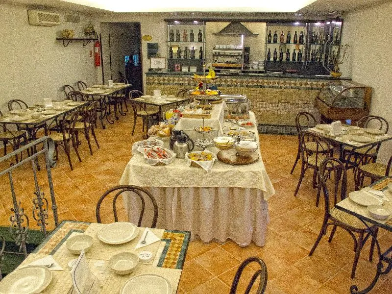 Bar, Neapolis, Naples