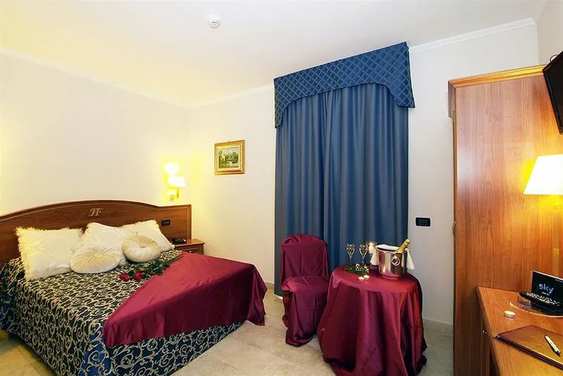 Double or Twin SUPERIOR Room, Fashion Hotel, Rome