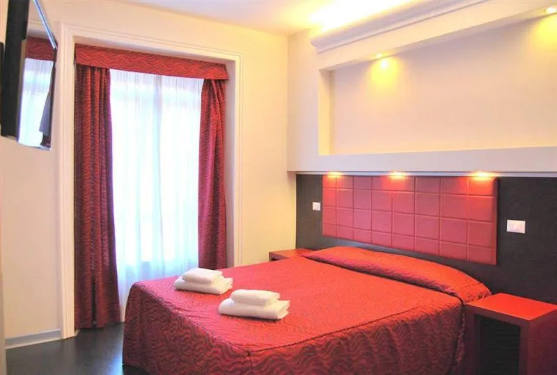 General view, Hotel Versailles, Rome