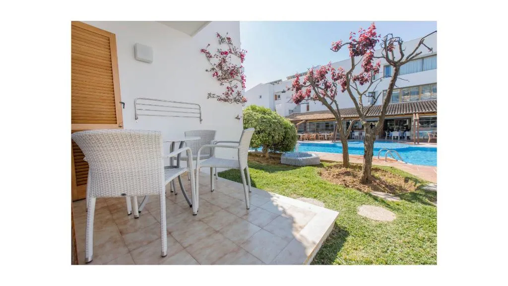 APARTMENT STANDARD Room, Flora, Majorca