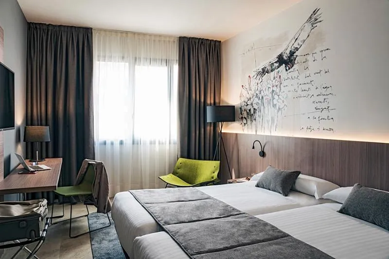 TWIN STANDARD Room, Mercure Barcelona Condor, Barcelona