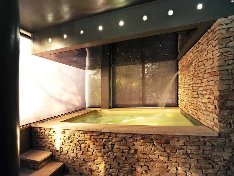 Sports and Entertainment, Hotel Domo, Perugia