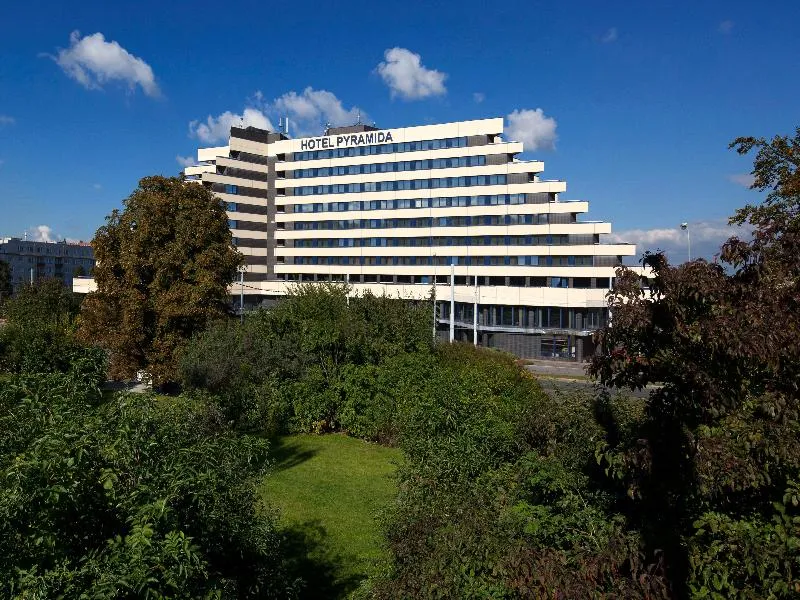 General view, Orea Hotel Pyramida, Prague