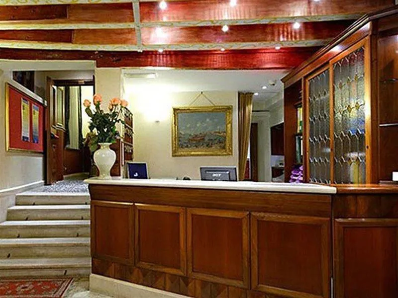 General view, Centauro, Venice