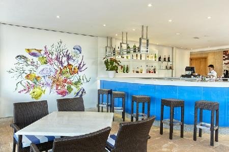 Monaco Hotel, Kavaje