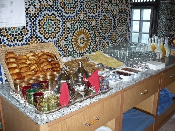 Continental, Tangier