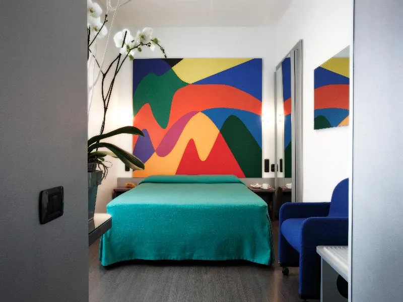 DOUBLE STANDARD Room, Mediolanum, Milan