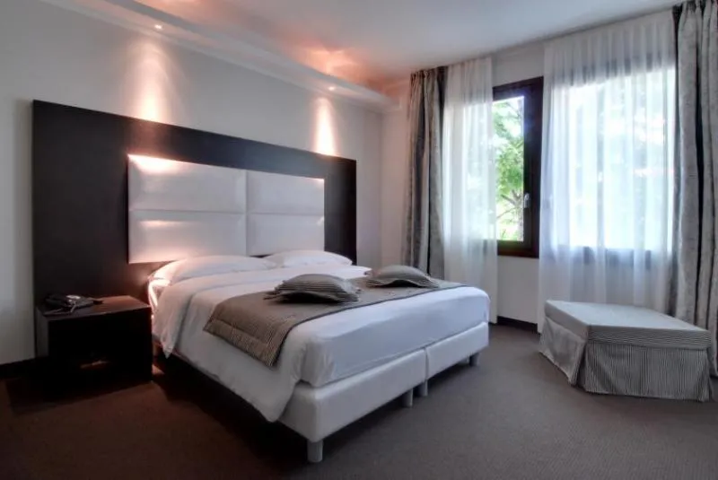 DOUBLE SUPERIOR Room, Villa Pannonia, Venice