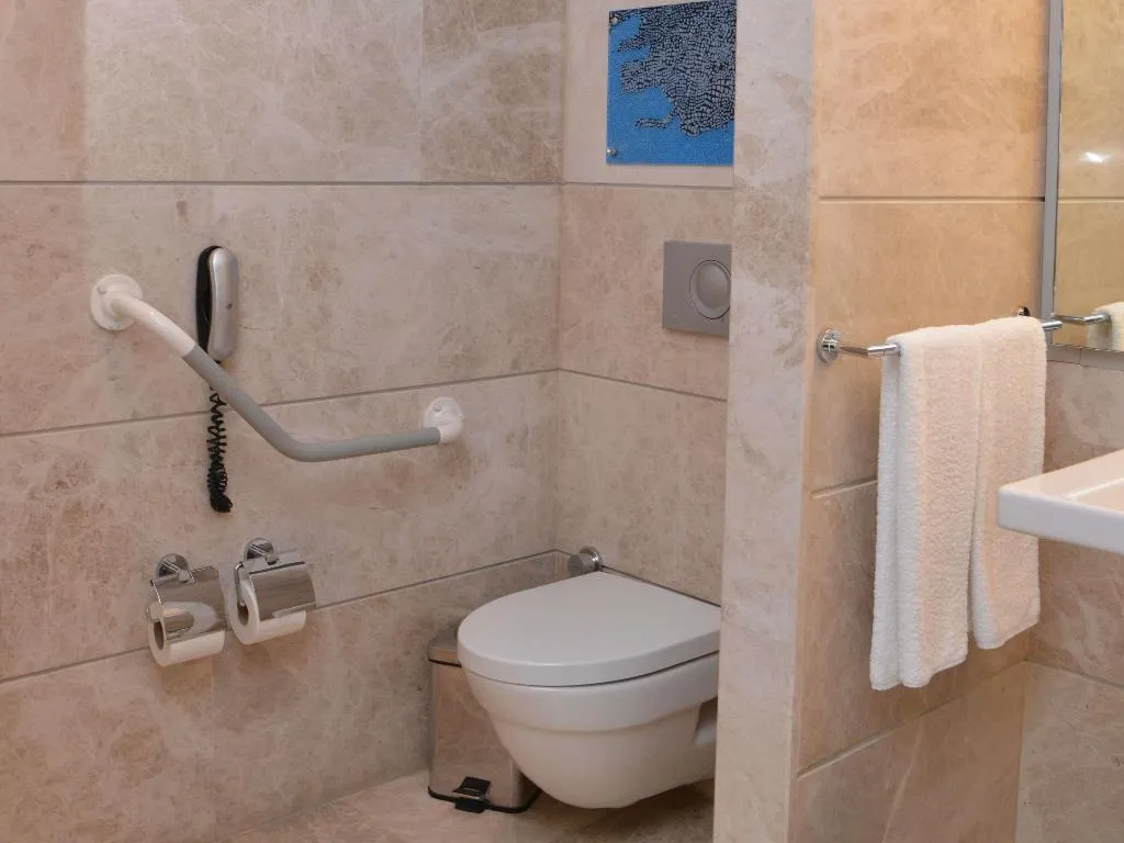 Room, Swissotel Buyuk Efes Izmir, Izmir