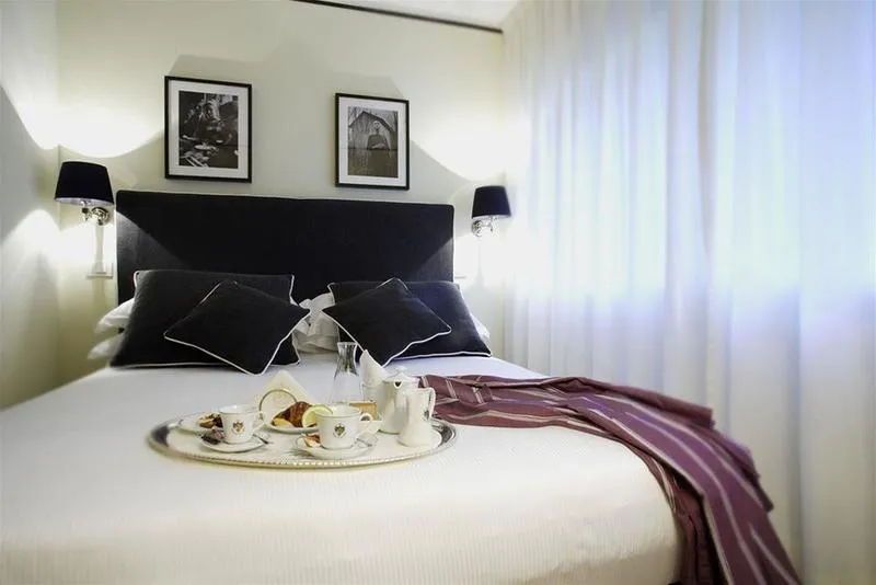 General view, Ponte Vecchio Suites & Spa, Florence