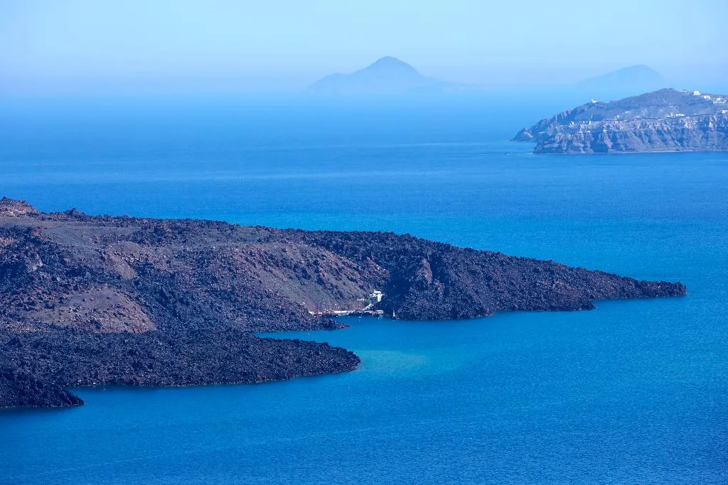 General view, Caldera's Bliss Suites, Santorini
