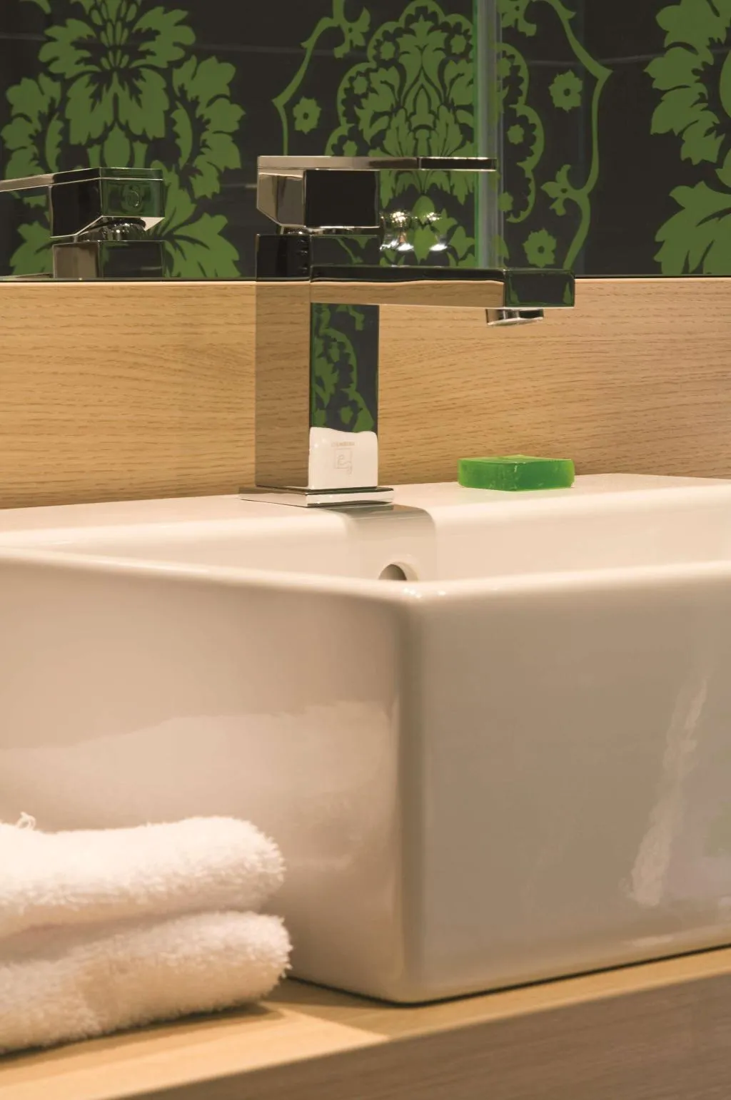DOUBLE SINGLE USE STANDARD Room, NH Berlin Potsdamer Platz, Berlin