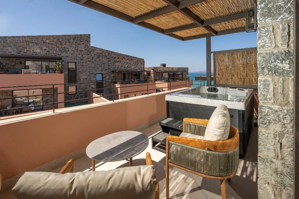 SUITE TWO BEDS Room, Volta Seaside Boutique Hotel, Crete