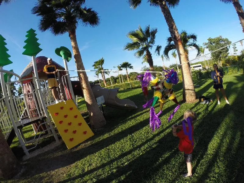 Sports and Entertainment, Family Club Princess, Playa Del Carmen