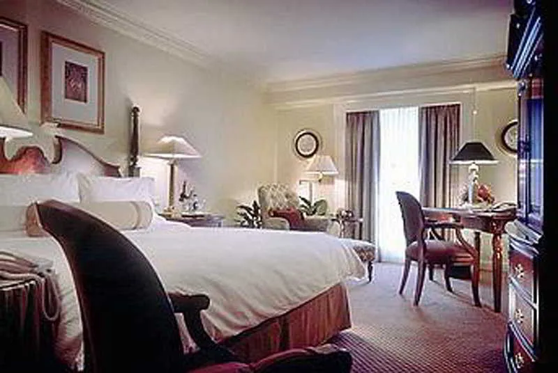 Room, The College Green Hotel Dublin, Autograph, Dublin