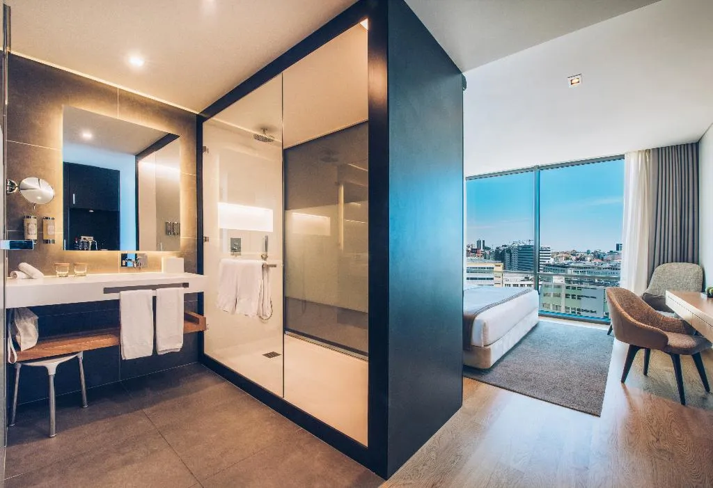 Double or Twin SUPERIOR Room, Iberostar Selection Lisboa, Lisbon