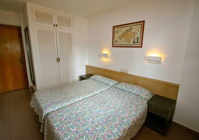 Room, Diana I, Majorca