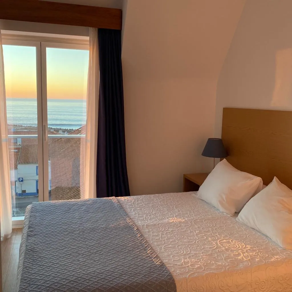 Double or Twin OCEAN FRONT Room, WOT Ericeira, Lisbon