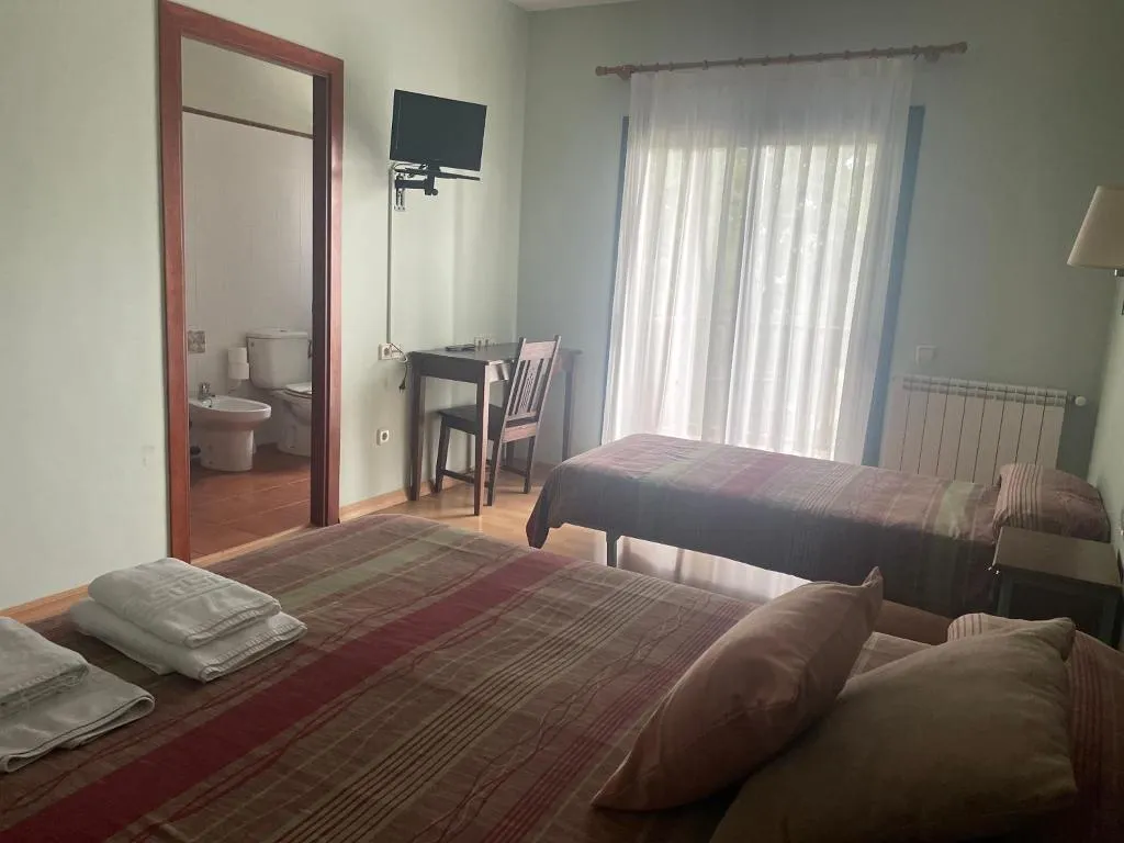 TRIPLE STANDARD Room, Hotel Seva, Barcelona