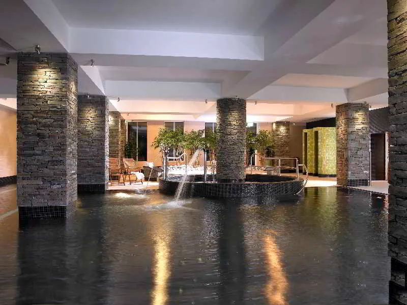 Pool, Garryvoe Hotel, Cork