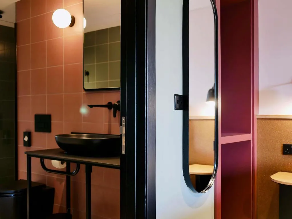 DOUBLE CITY VIEW KING BED Room, ibis Styles ST Pauls Bay Malta, Malta