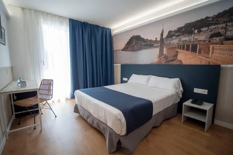Double or Twin SUPERIOR Room, Don Juan Tossa, Costa Brava