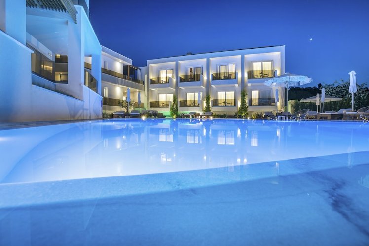 Mirablue Luxury Residences, Halkidiki
