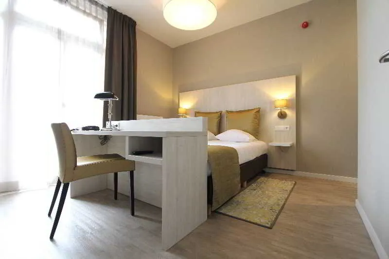 Room, Apple Inn Hotel, Amsterdam