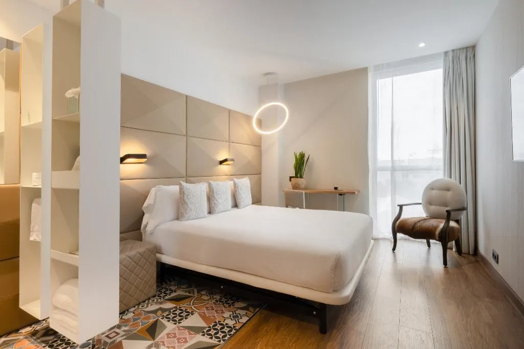 Double or Twin STANDARD Room, Hotel SB Glow, Barcelona